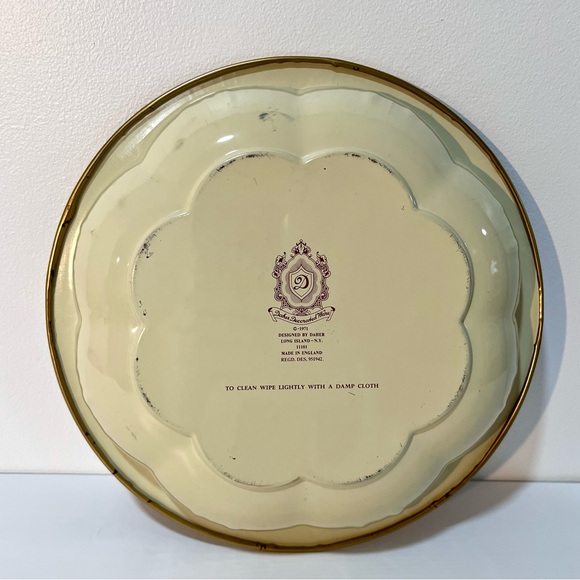 Vintage Daher Fruit Tinware Serving Bowl - Picture 4 of 5